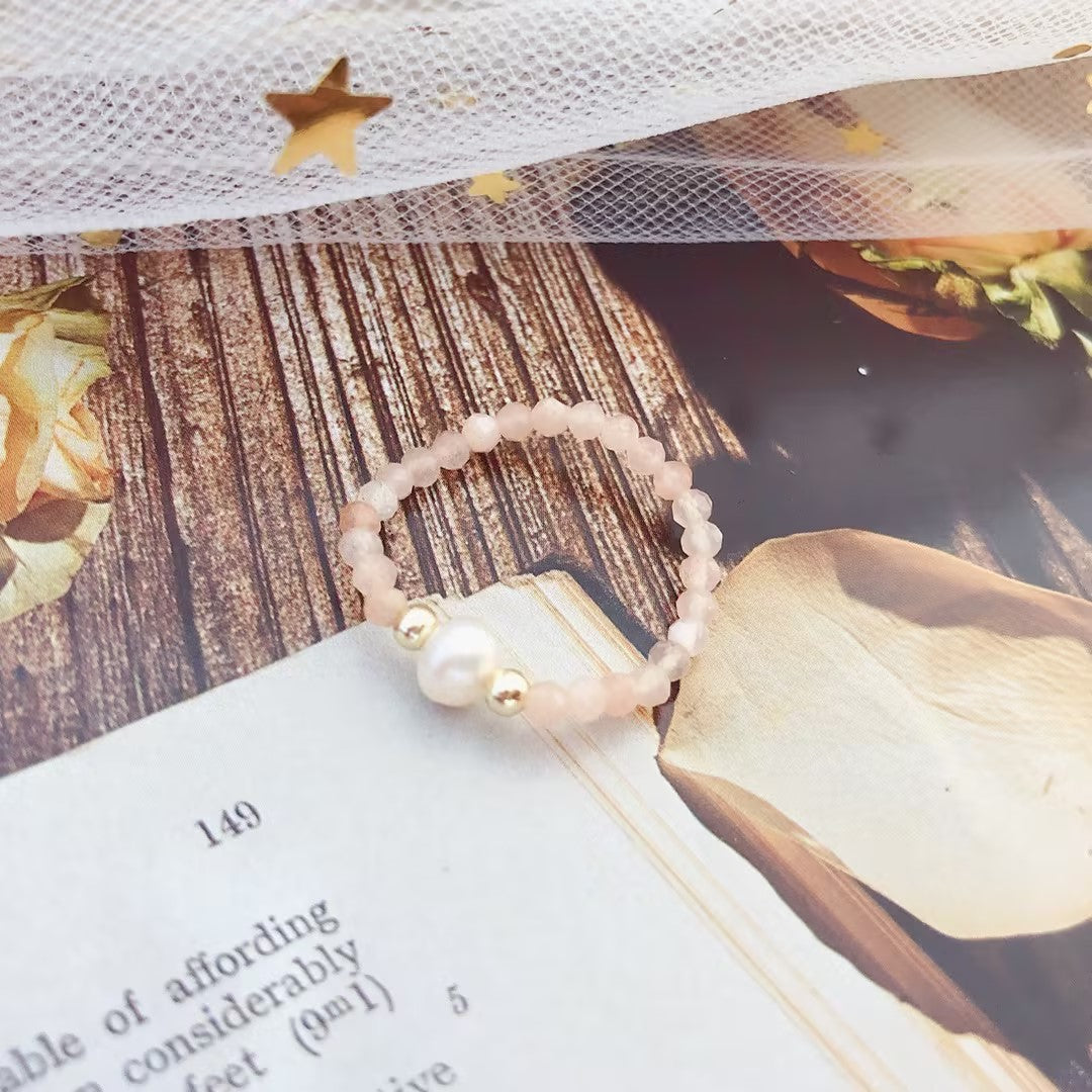 Orange moonstone bungee string pearl ring