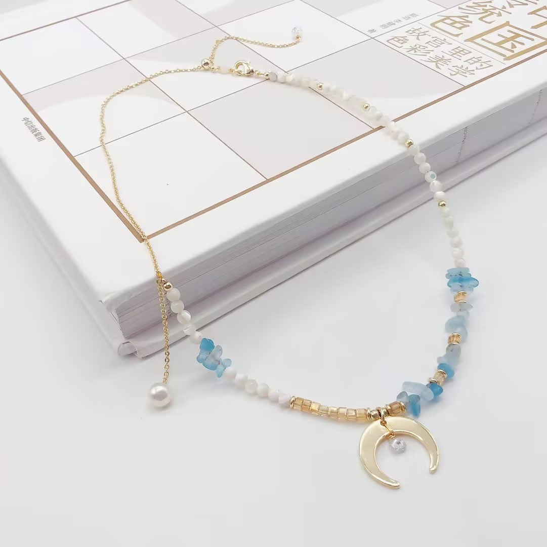 Moon lights pearl necklace